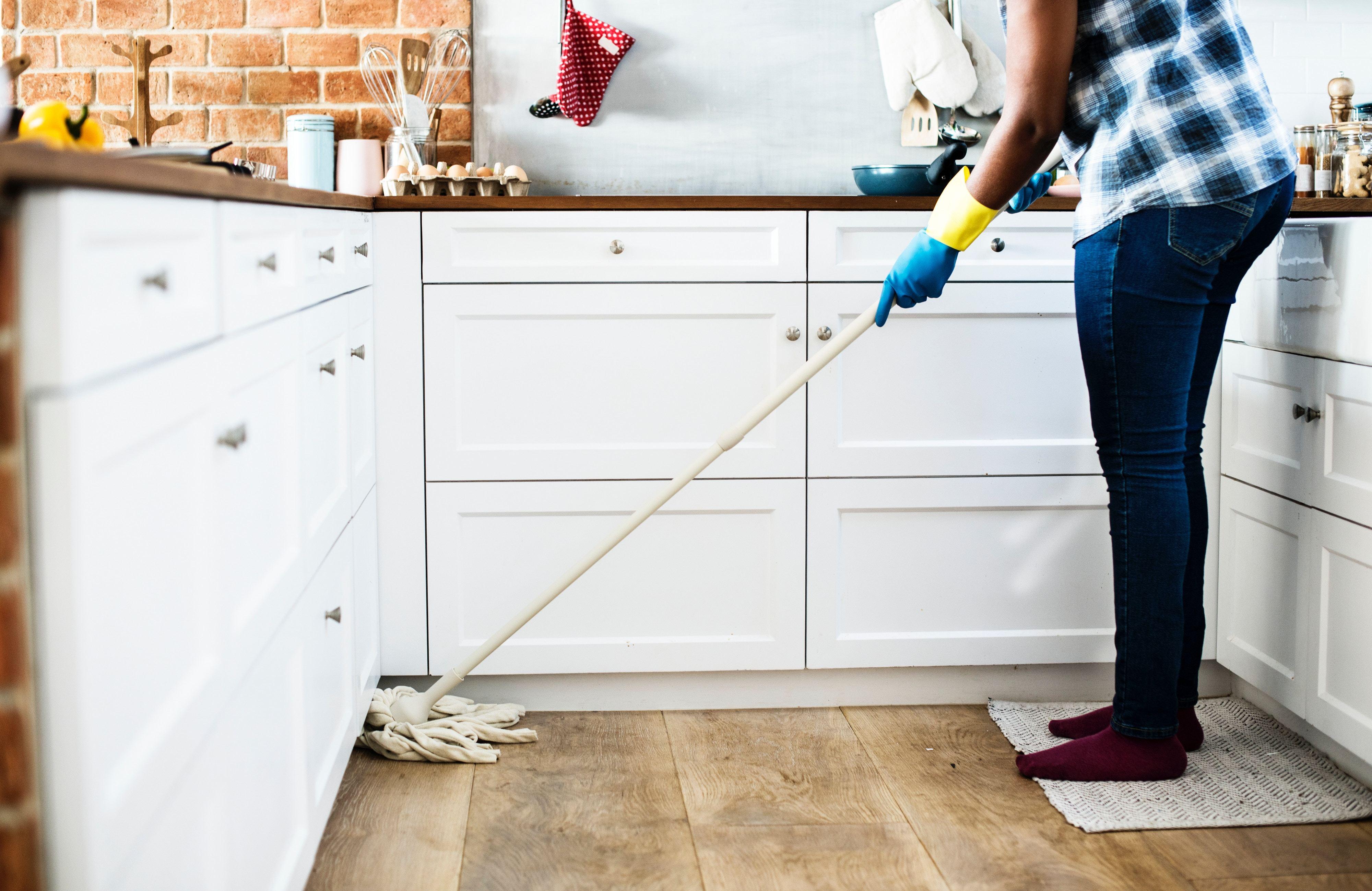 Student-friendly spring cleaning tips